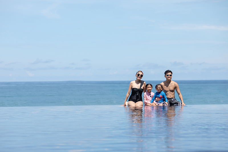 Family photographer Phuket