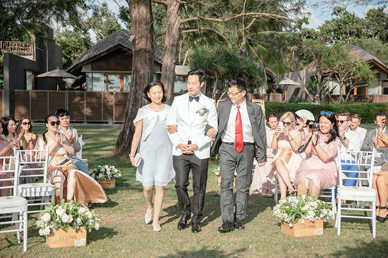 Wedding Photographer Renaissance Phuket