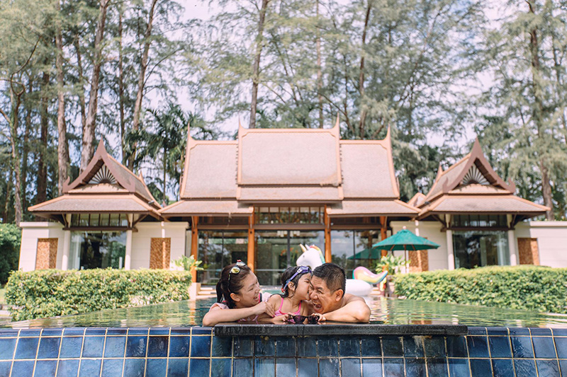 Family photographer Phuket