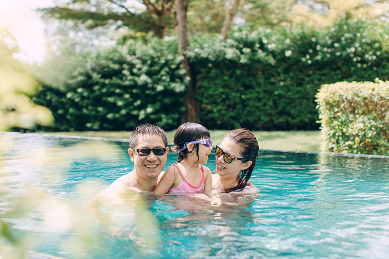 Family photographer Phuket