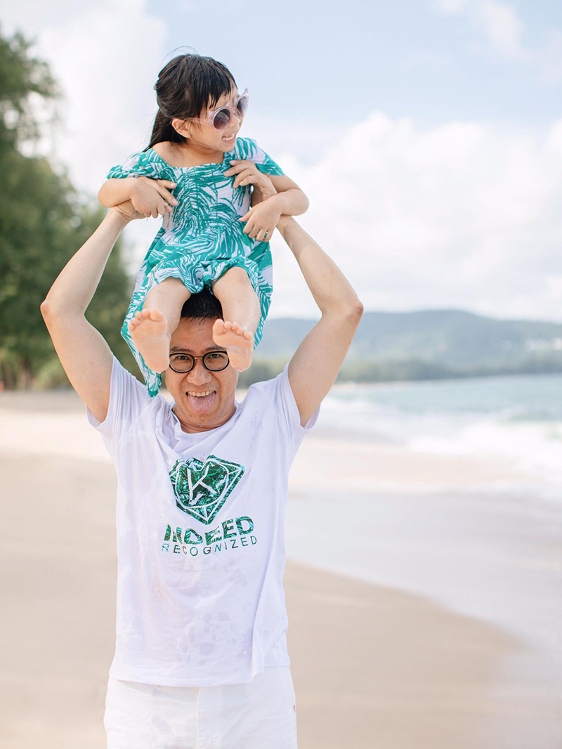 Family photographer Phuket